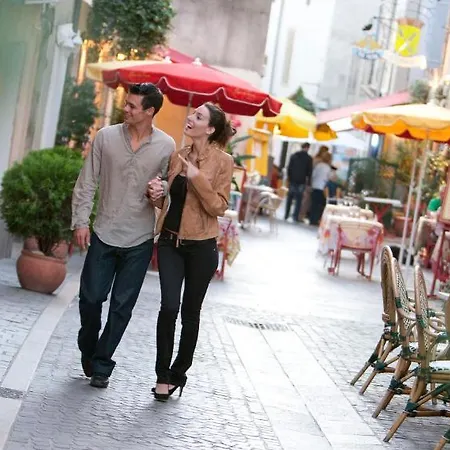 فندق De La Cremaillere Gréoux-les-Bains