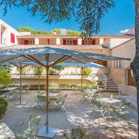 De La Cremaillere Hotell