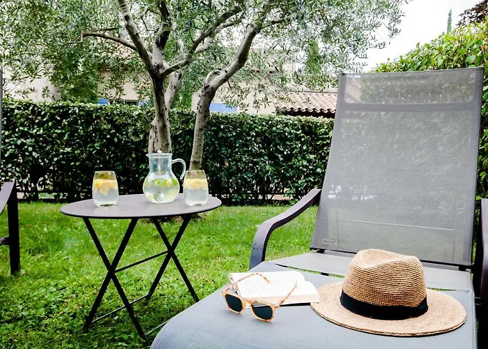 De La Cremaillere Hotel Greoux-les-Bains