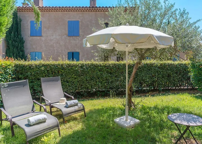 Hotel De La Cremaillere