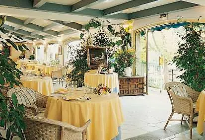 De La Cremaillere 4*